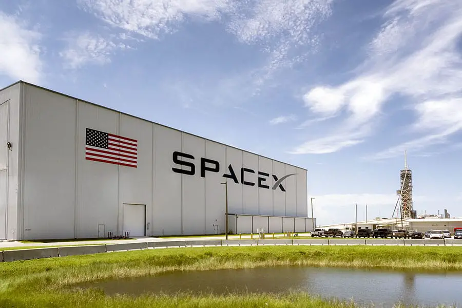 Large SpaceX facility in Cape Canaveral