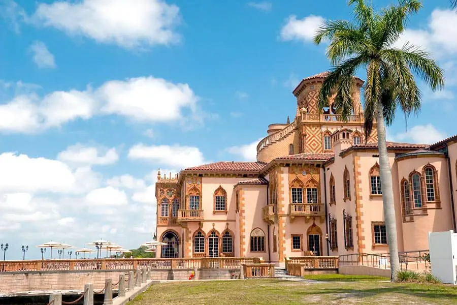 Mediterranean revival mansion named Ca' d'Zan in Sarasota, Florida