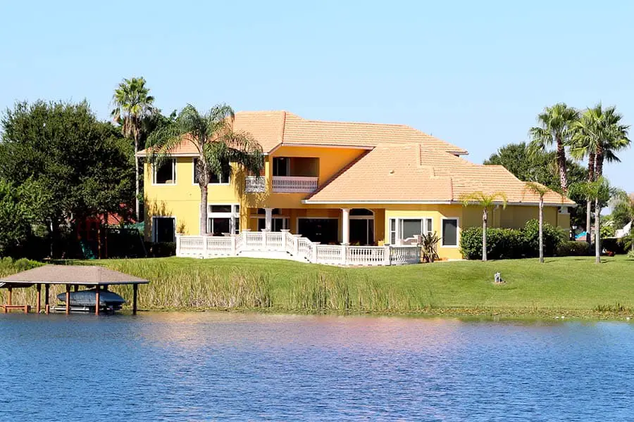 Large lake front home in Orlando, Florida